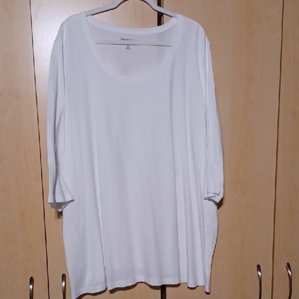 Women's White Top